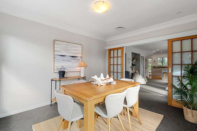 318 Queens Drive Lyall Bay_11