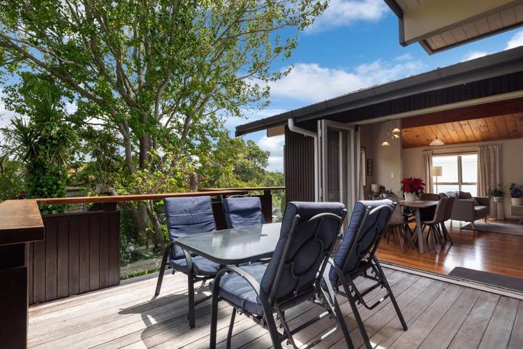 22 Surville Place Mairangi Bay_34