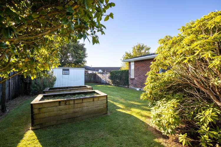 3a Kinross Drive Merrilands_22