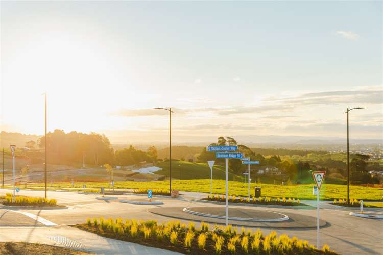 24 Ridgehill Rise Flat Bush_2