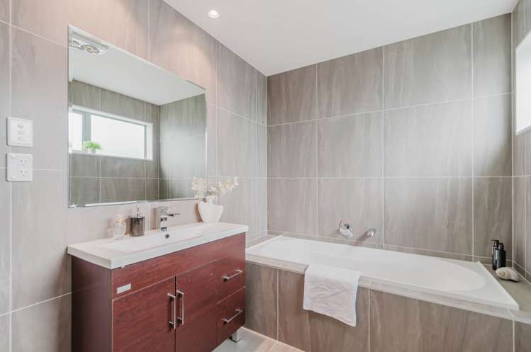 52 Craigs Way Hobsonville_9