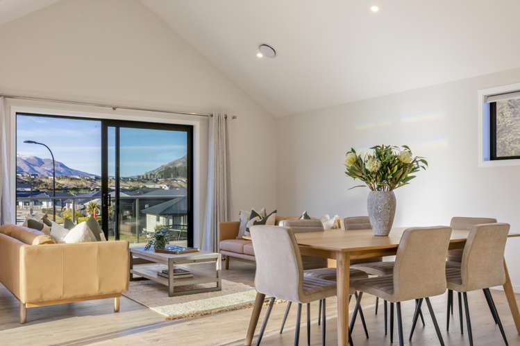 19 Walton Way, Shotover Country Lower Shotover_13