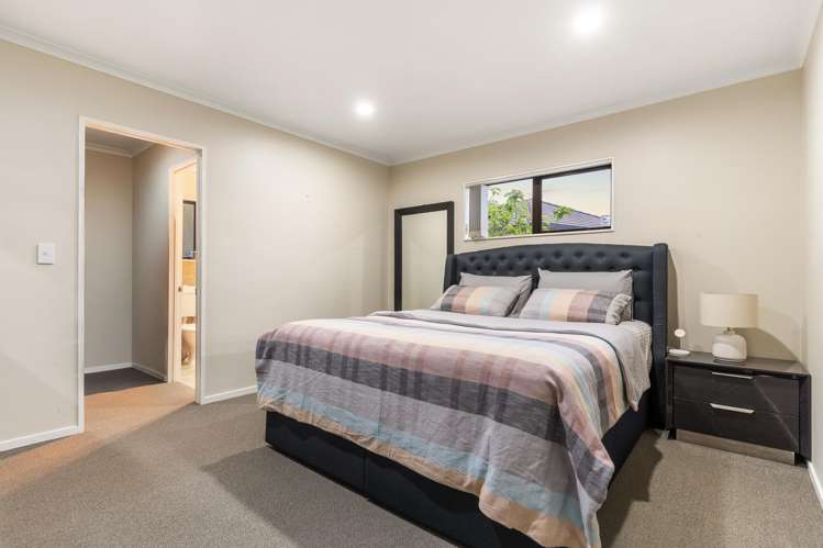 38 Nicholas Gibbons Drive Manurewa_6