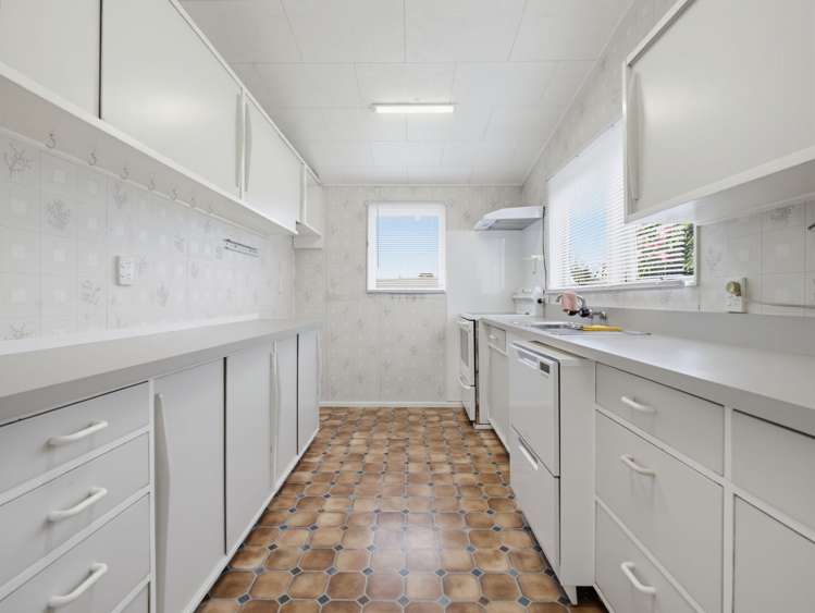 2/156 Rifle Range Road_3