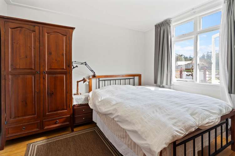 12-16 Holdens Road Henderson_10