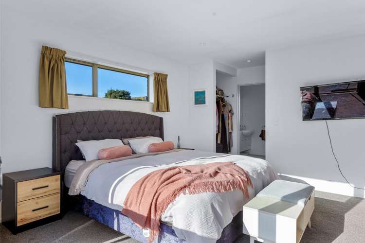 4 Gwen Place Redwood_12