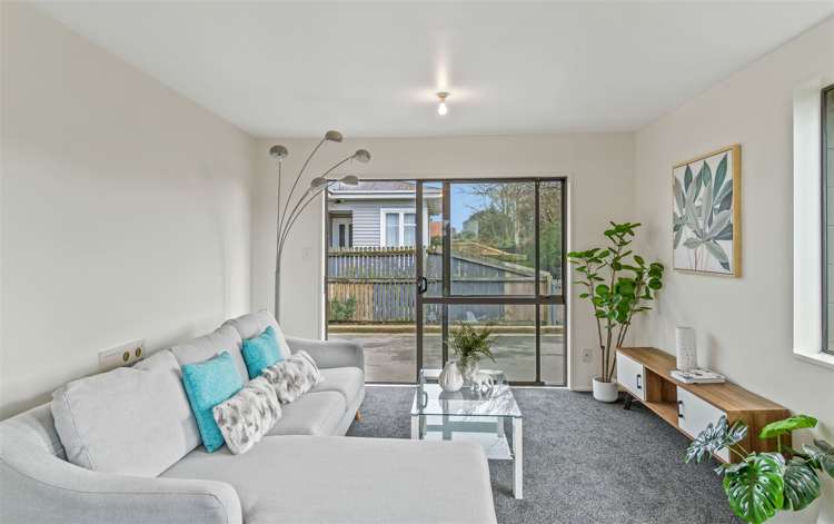 1/281 Main South Road Hornby_10