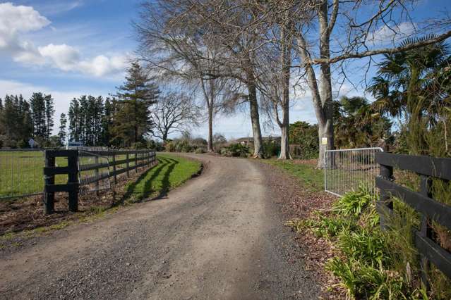 438 Marshmeadow Road Puketaha_1