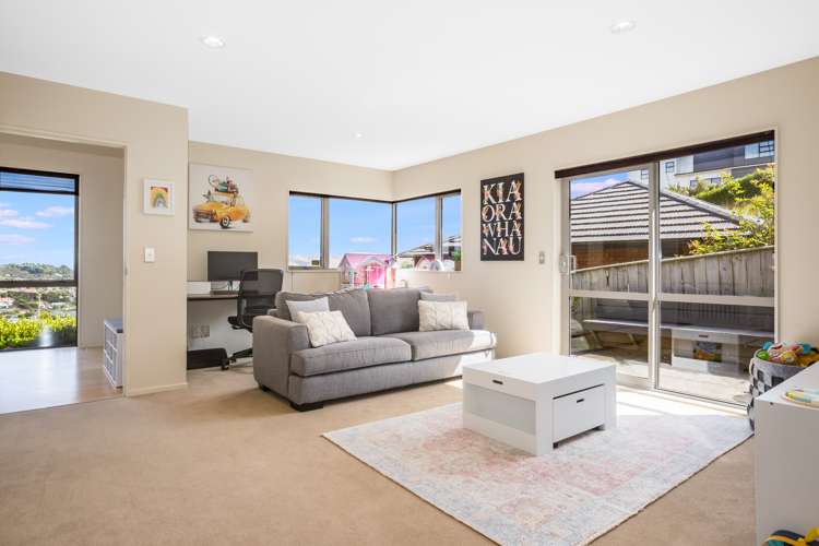 22 Ships Cove Whitby_16