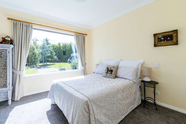 260 Spur Road Hadlow_11