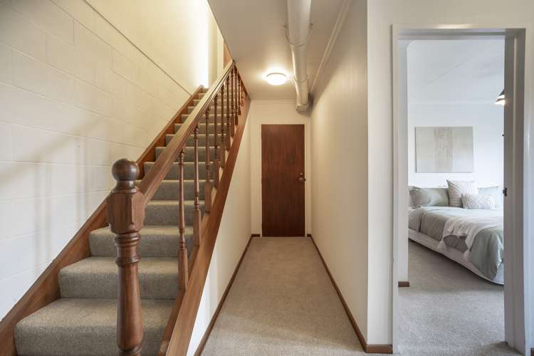 29 Easther Crescent Kew_15