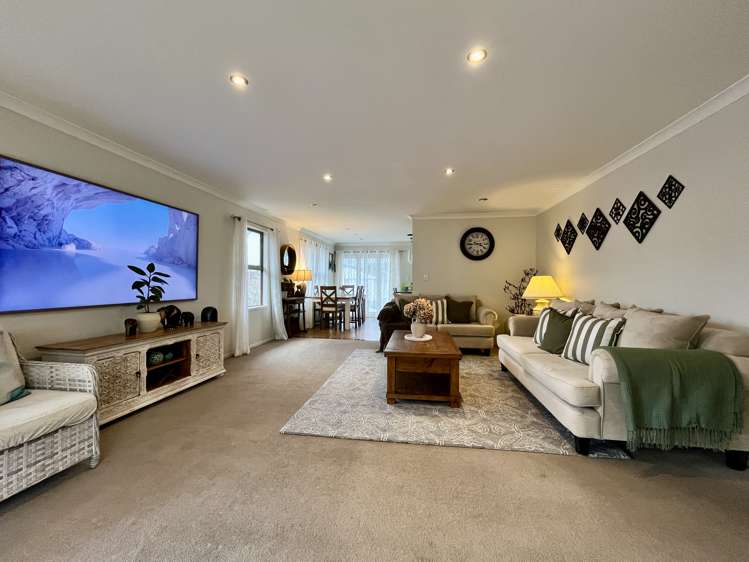 73 Angelo Avenue Howick_1