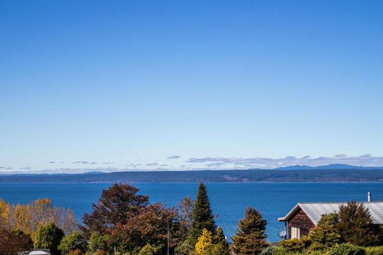 2 Ngati Parekaawa Drive Kuratau_8