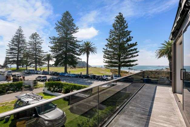 30 Marine Parade in Mount Maunganui, Tauranga