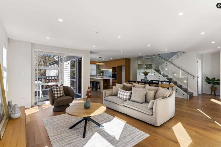 62A Vandeleur Avenue Birkdale_9