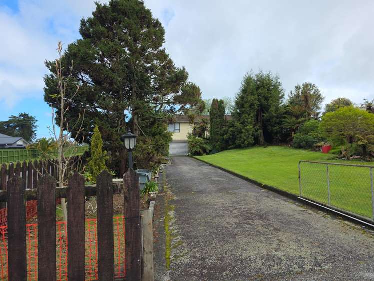 17 Pine Tree Road Kaniere_20