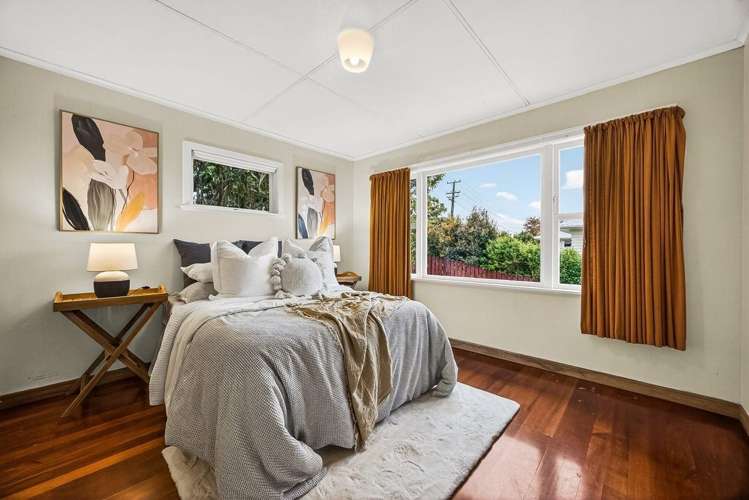 49 Tiroroa Avenue Te Atatu South_6