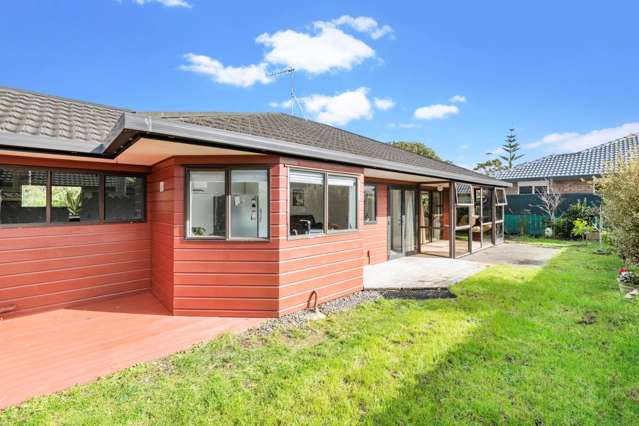 26 Settlers Grove Orewa_3