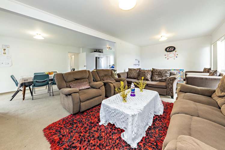 14 Frobisher Way Clendon Park_8