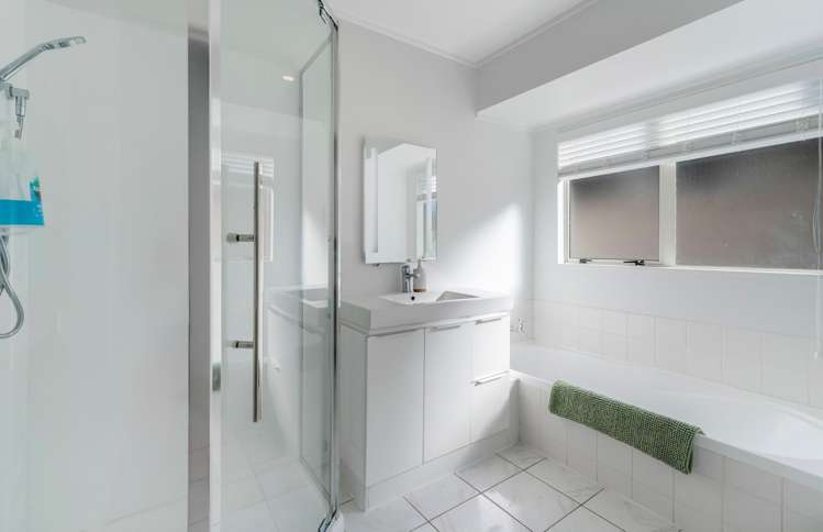 2 Chale Place Somerville_18