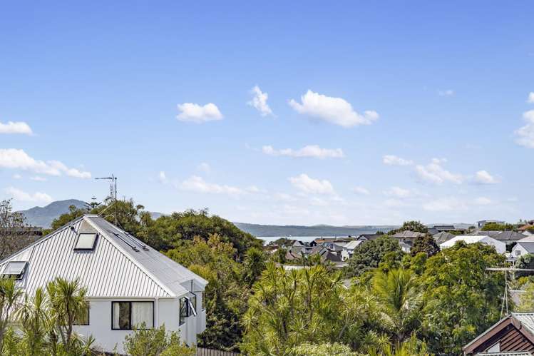 2/45 Kurahaupo Street Orakei_22