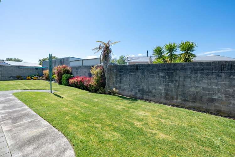 25 Browning Crescent Owhata_16