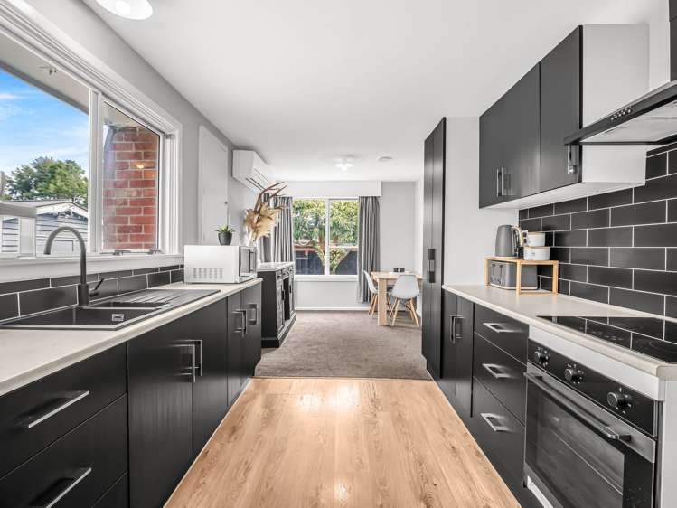 412 Breezes Road Aranui_8