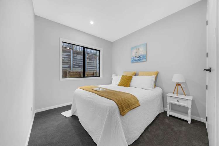 35 Hing Street Flat Bush_14