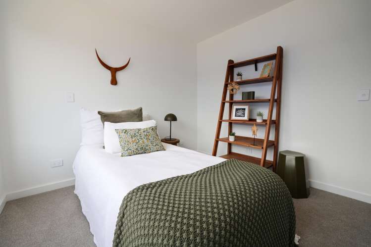 8/15 Keehan Drive Hilltop_17