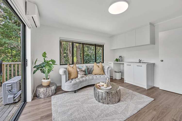2/8a Verbena Road Birkdale_11
