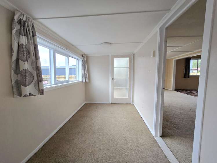 249 Sewell Street Hokitika_21