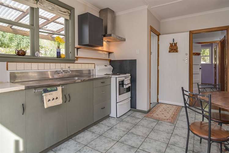 115 Emano Street Toi Toi_1