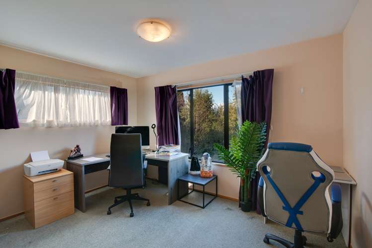 36 Greenstone Place Fernhill/Sunshine Bay_10