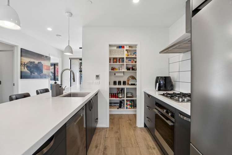 24 Risinghurst Terrace Lower Shotover_7