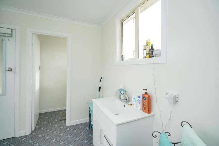 28 Tokanui Haldane Road Tokanui_15