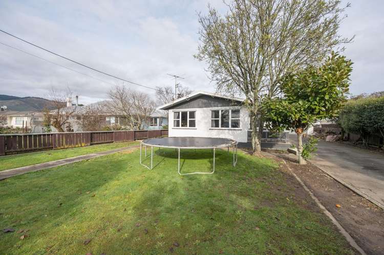 381 Lower Queen Street Richmond_17