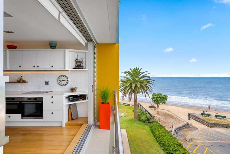 10/64 Milford Road Milford_8