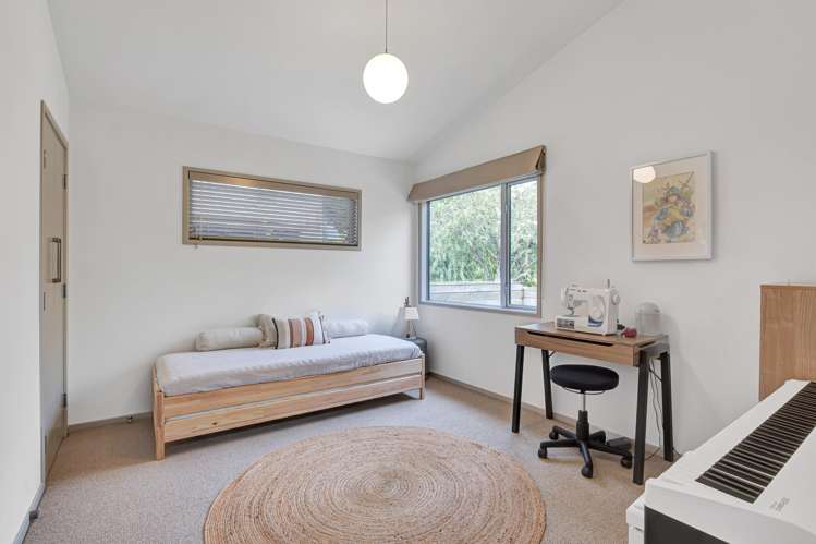 12 Leatham Avenue Strandon_24