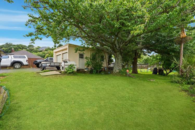 906 Mount Eden Road Three Kings_3