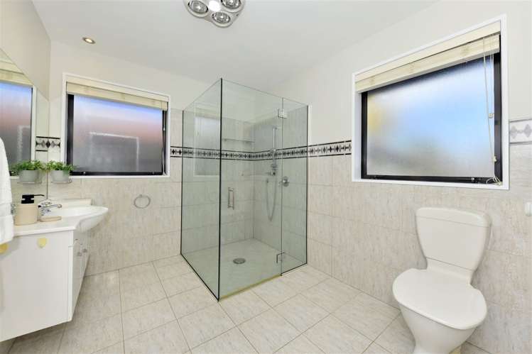 3 Laguna Gardens Shirley_8