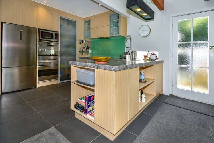 2 Webb Lane Lyttelton_18