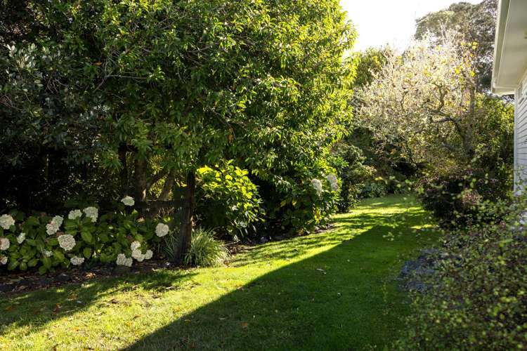 25 Riverside Drive Point Wells_24