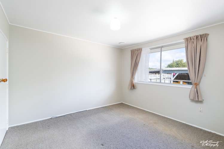 5A Sequoia Place Maoribank_11