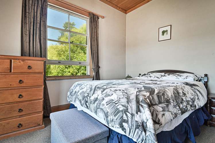 3439 State Highway 50 Maraekakaho_10