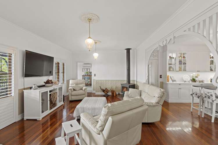 15 Paradise Drive Tamborine Mountain_11