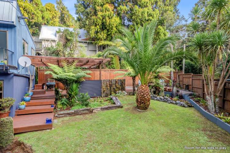 33 Quinns Road Waiatarua_23