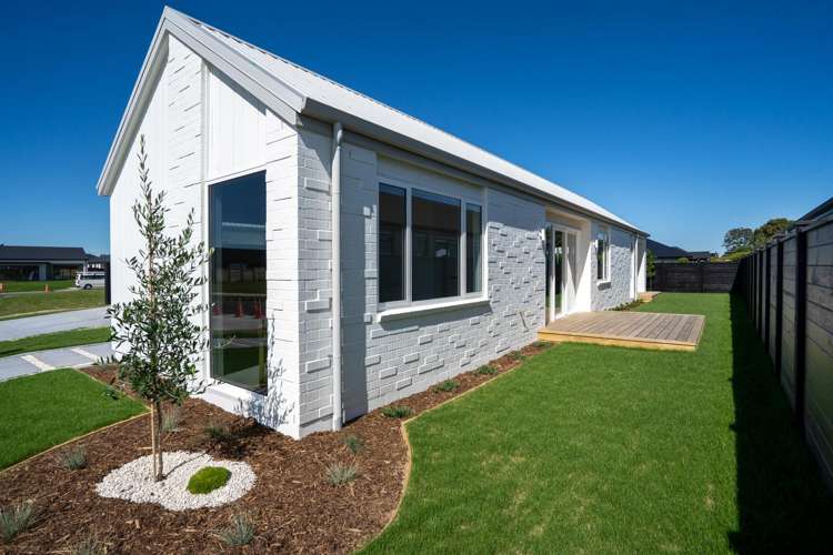 11 Rose Leigh Drive_2