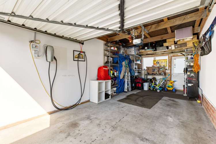 10 Shirley Avenue Papakura_15