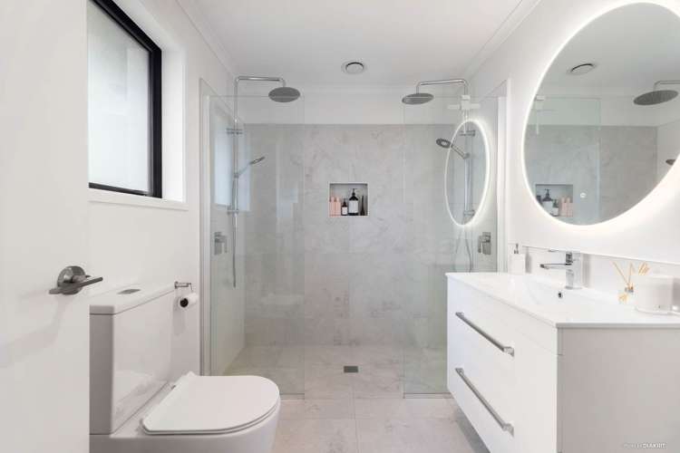 8 Omahuru Road Glenbrook_13