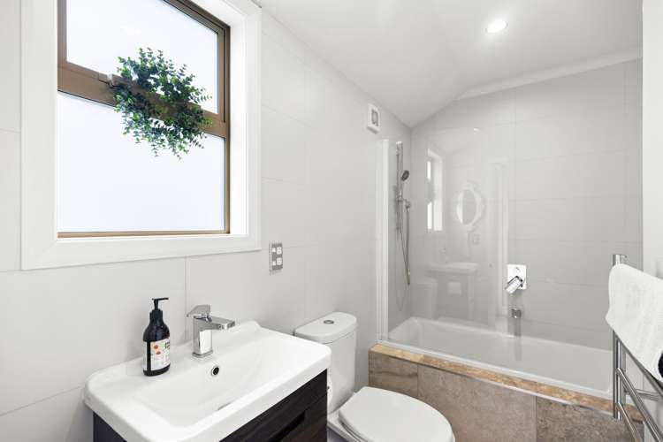 11 Stanhope Rise Richmond_24